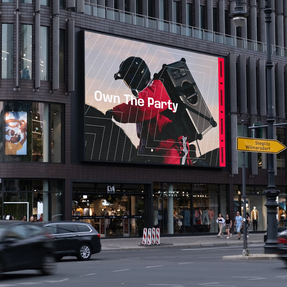 Imported from https://www.klangfarbe.com/pictures/News/1x1OOH_Billboard_01.webp