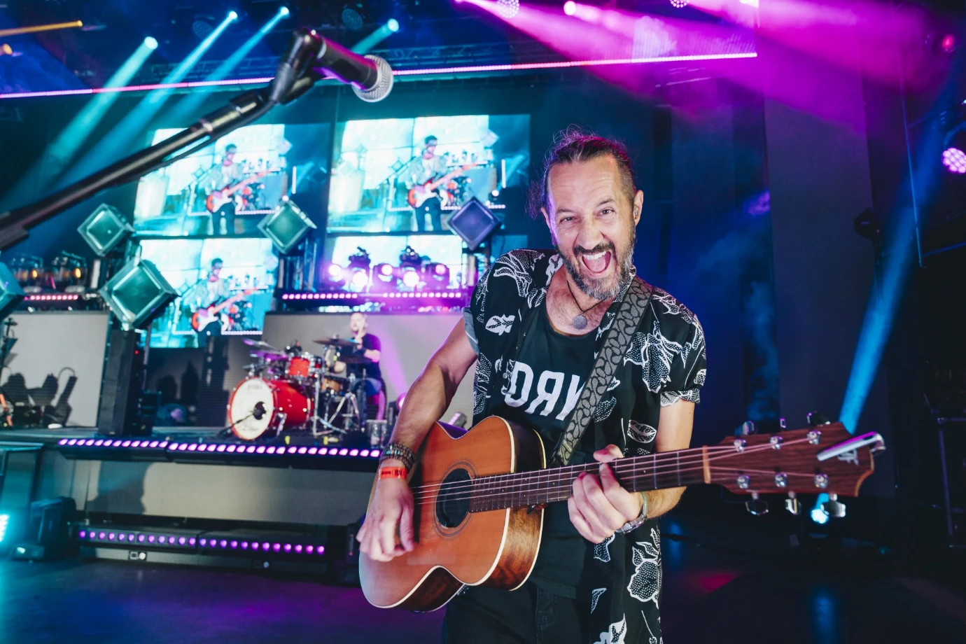 Imported from https://www.klangfarbe.com/pictures/News/boss day gabor.webp