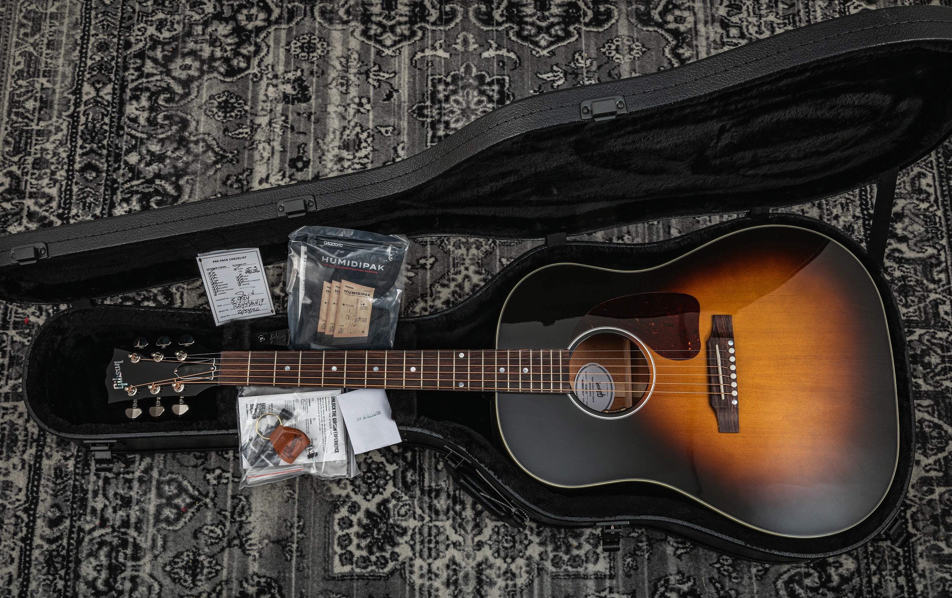 Gibson J-45 Standard VS
