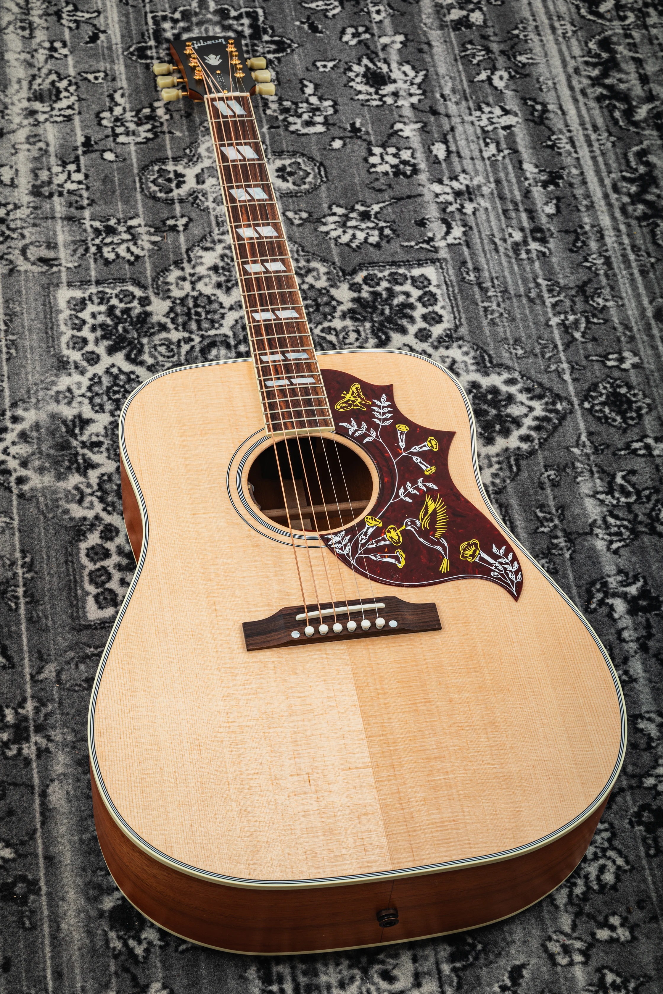 Gibson Hummingbird Faded