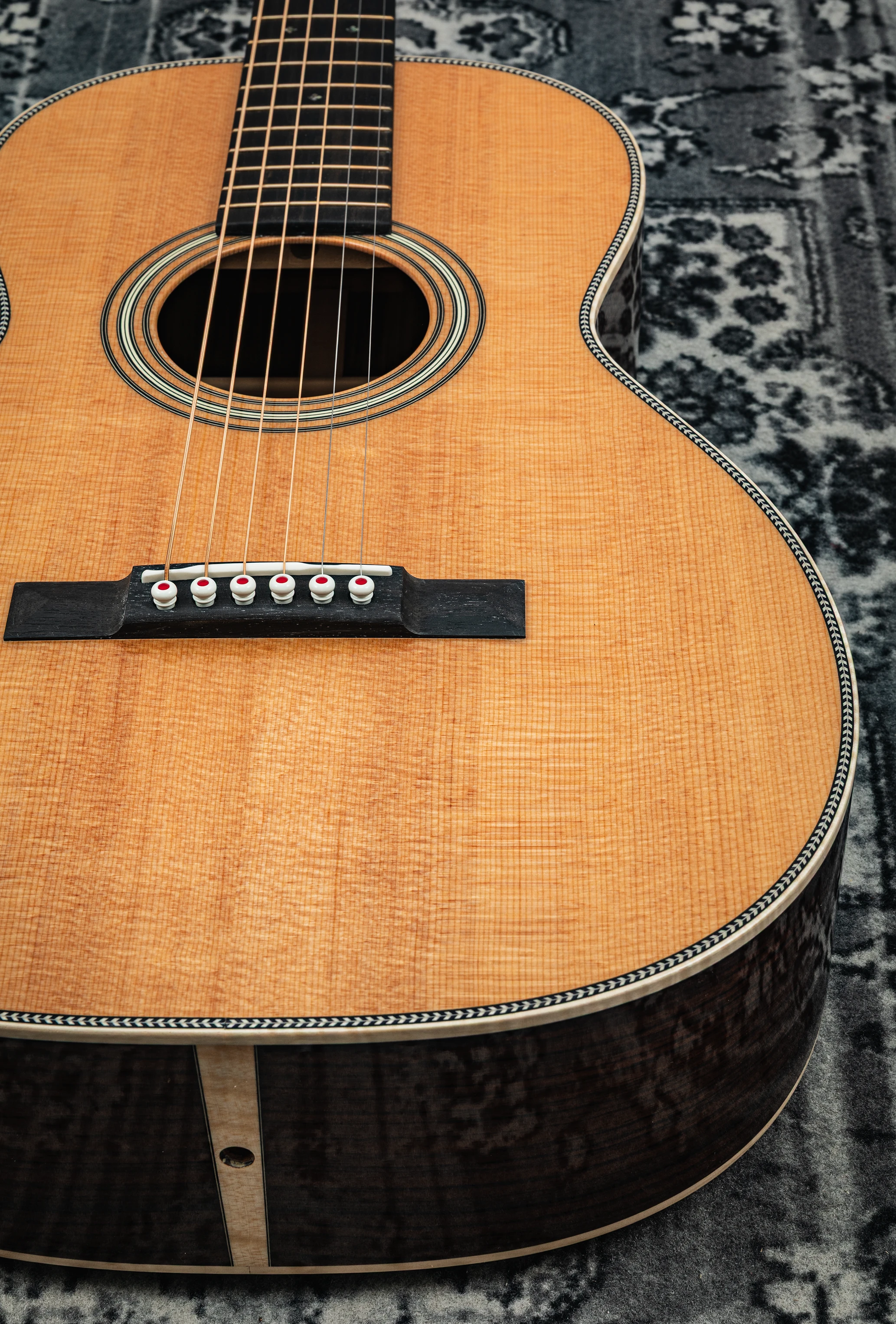 Martin 012-28 Modern Deluxe