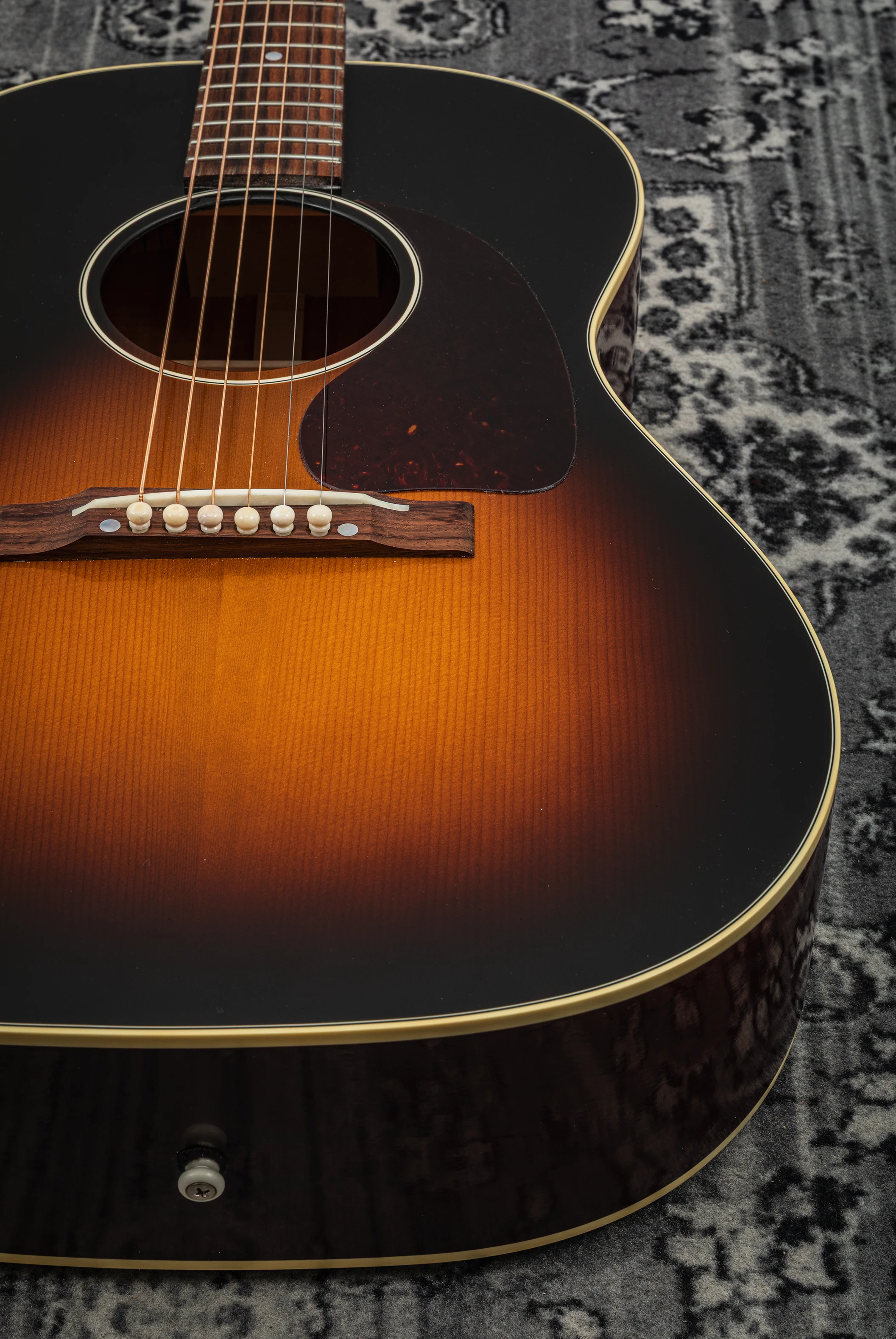 Gibson 1942 Banner LG-2 Vintage SB