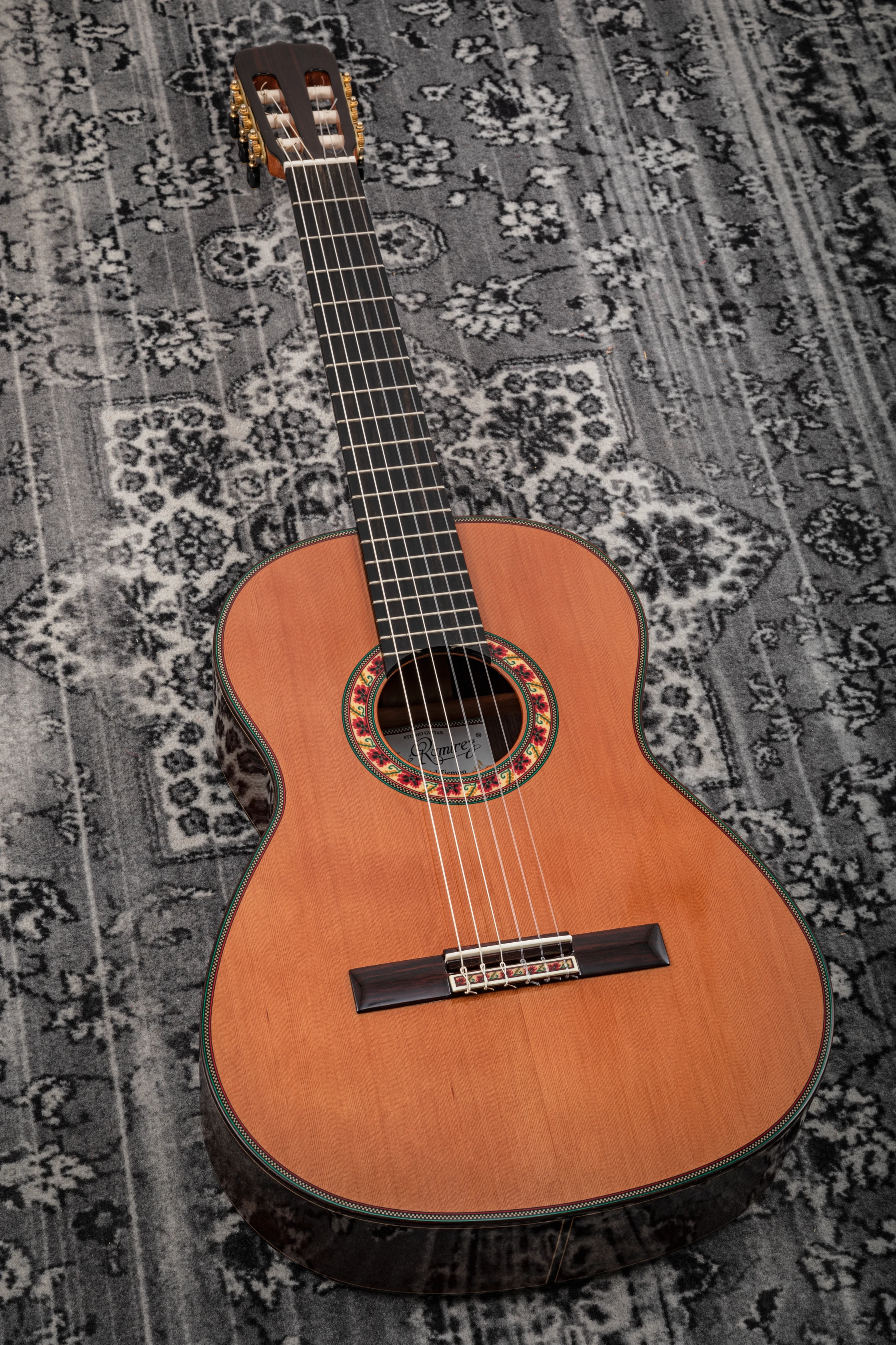 Ramirez Guitarra del Tiempo Cedar