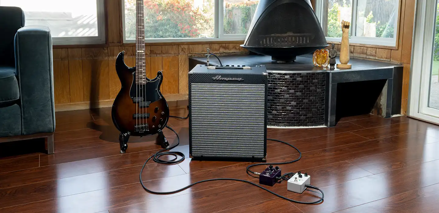 Ampeg RB-110 Basscombo 50W