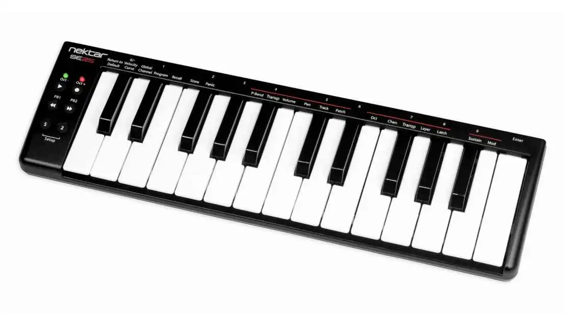 Nektar SE-25 Midikeyboard
