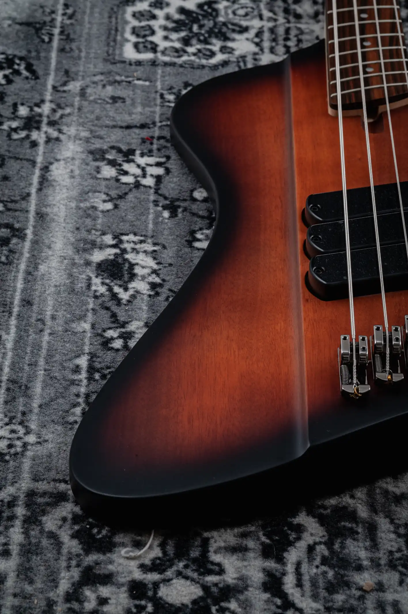 Dingwall D-Roc Standard 4-String Vintage Burst