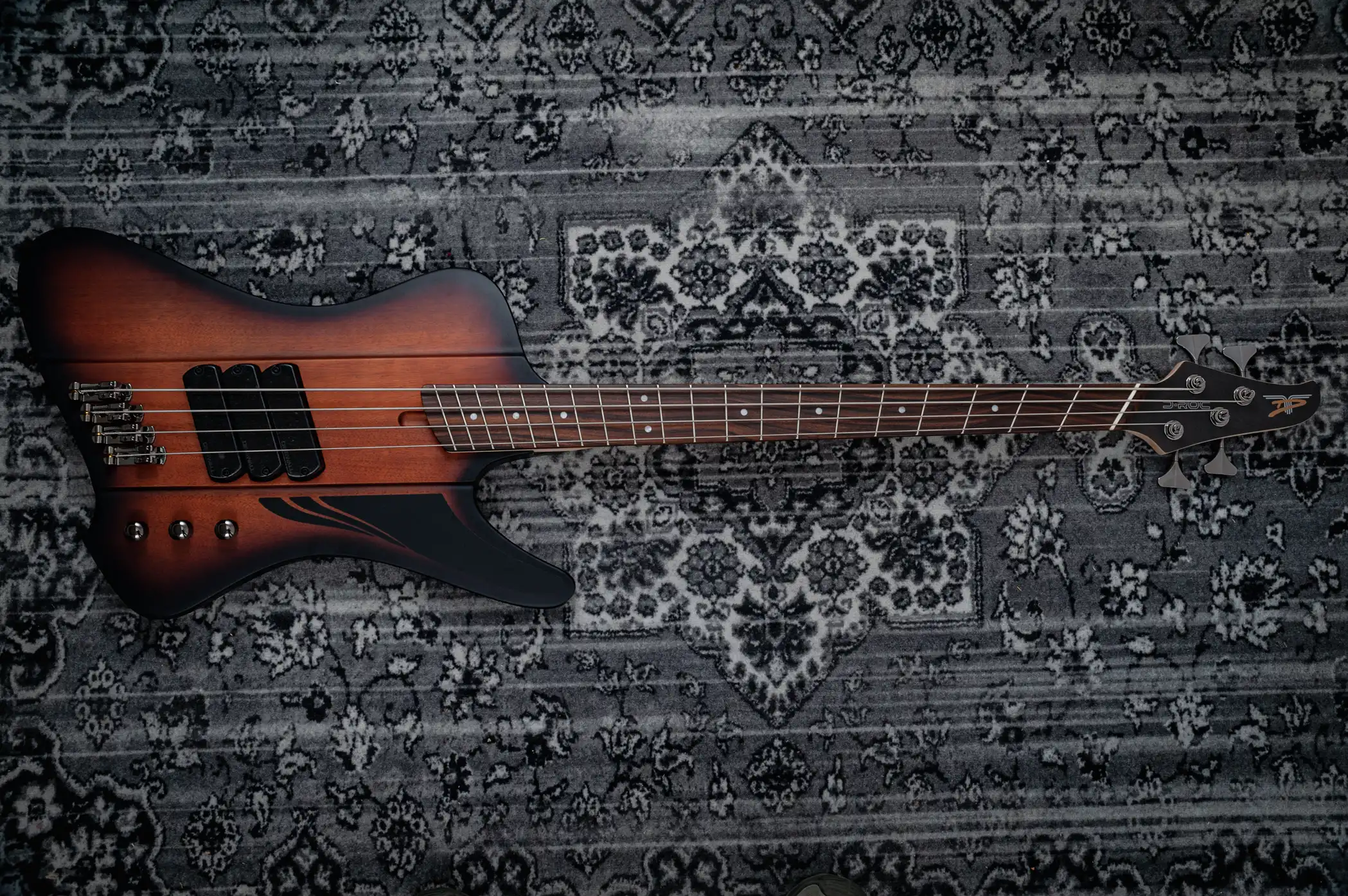 Dingwall D-Roc Standard 4-String Vintage Burst