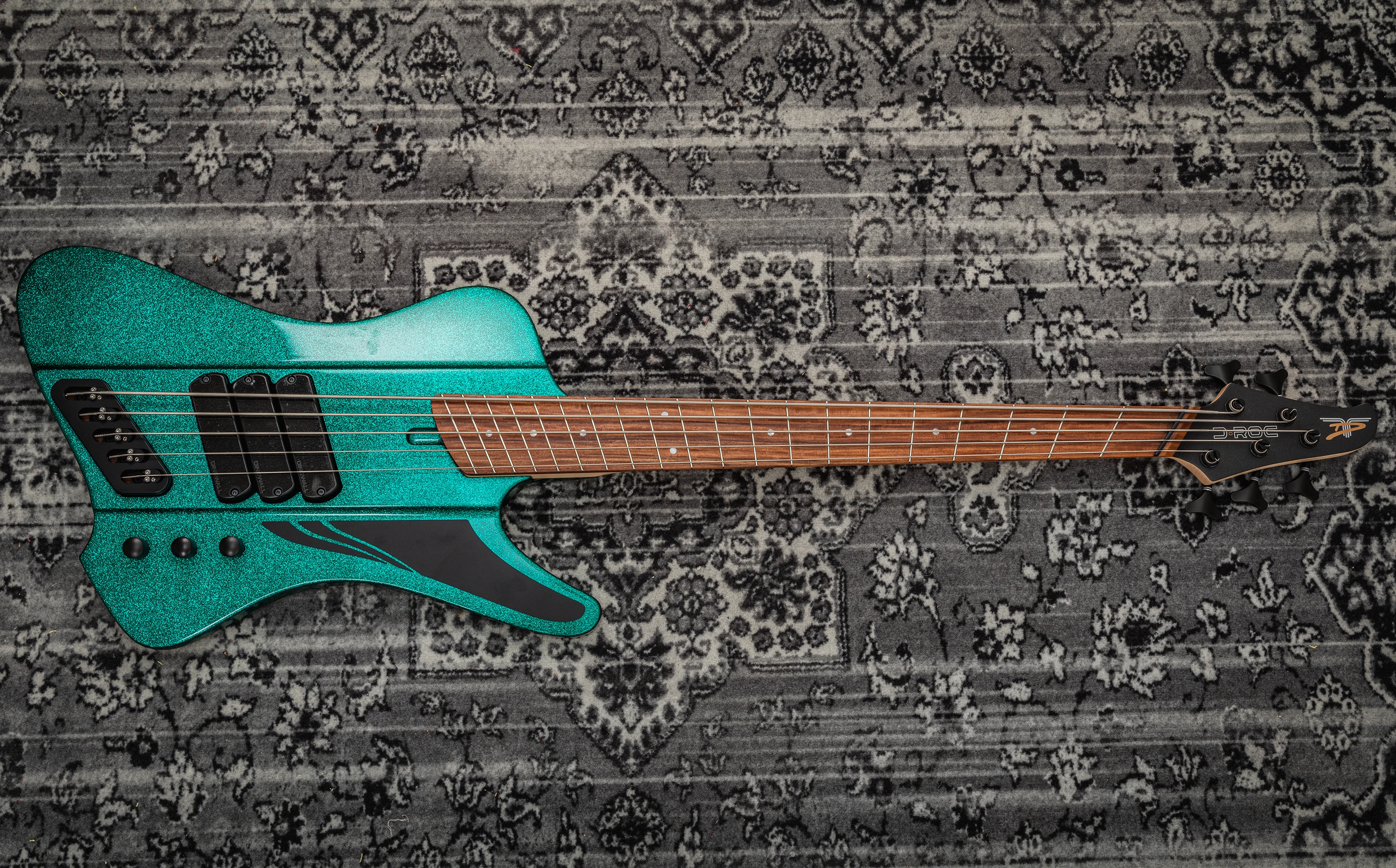 Dingwall D-Roc Standard 5-String Aquamarine Metalflake