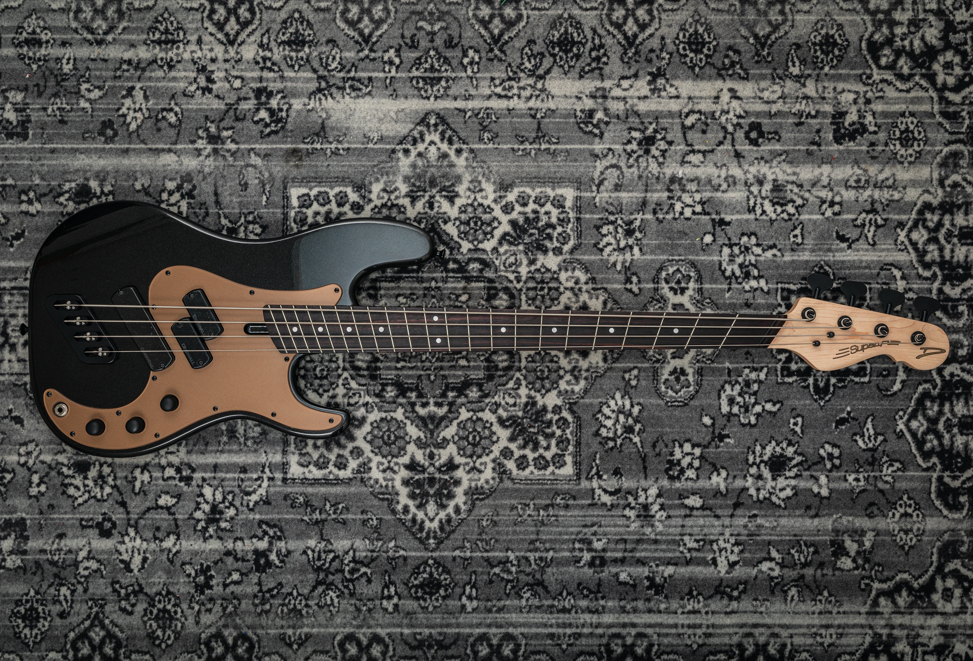 Dingwall SP1 4 String Metallic Black Gloss