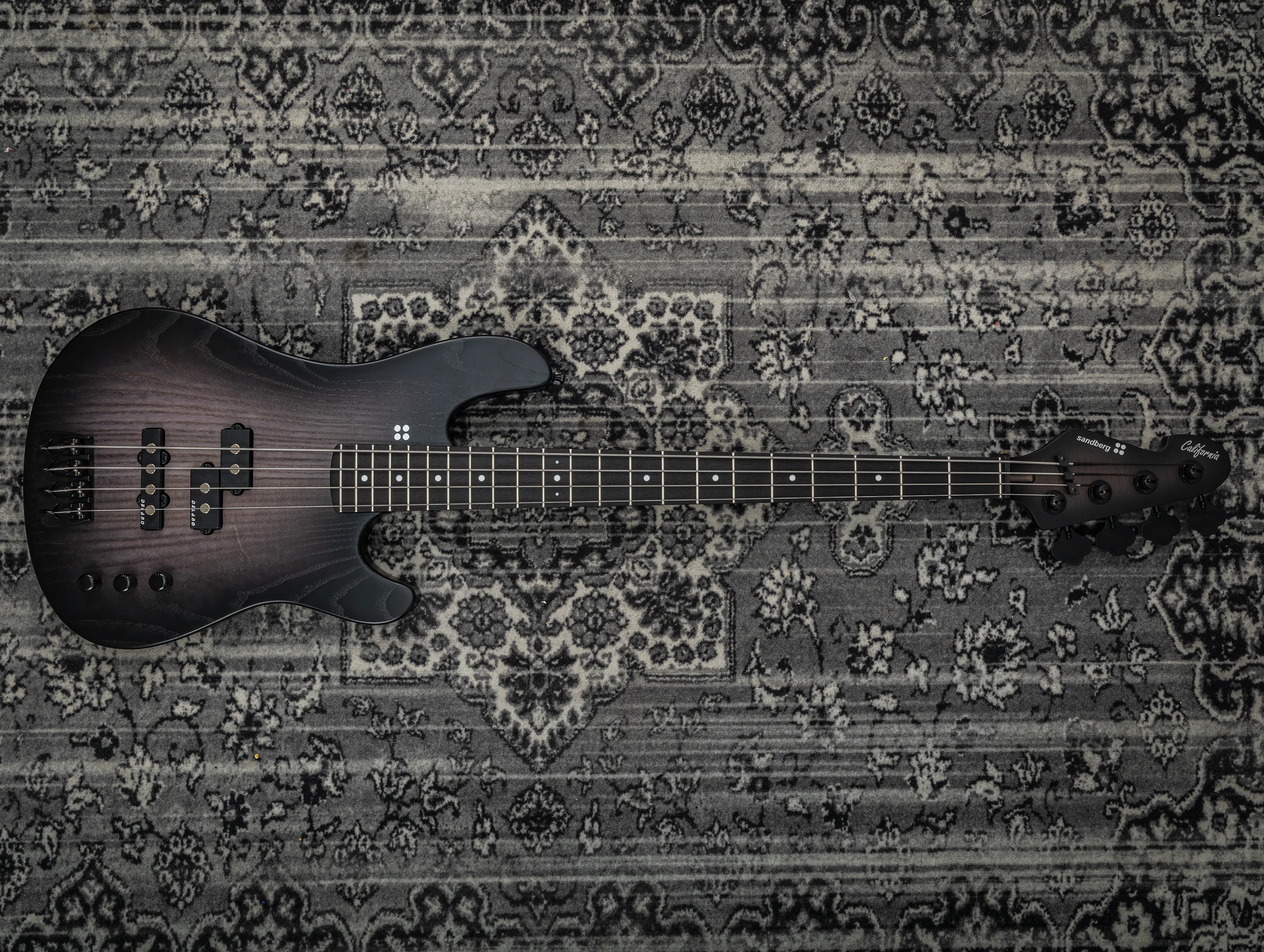 Sandberg California II VT4 Klangfarbe 40th Anniversary blackburst