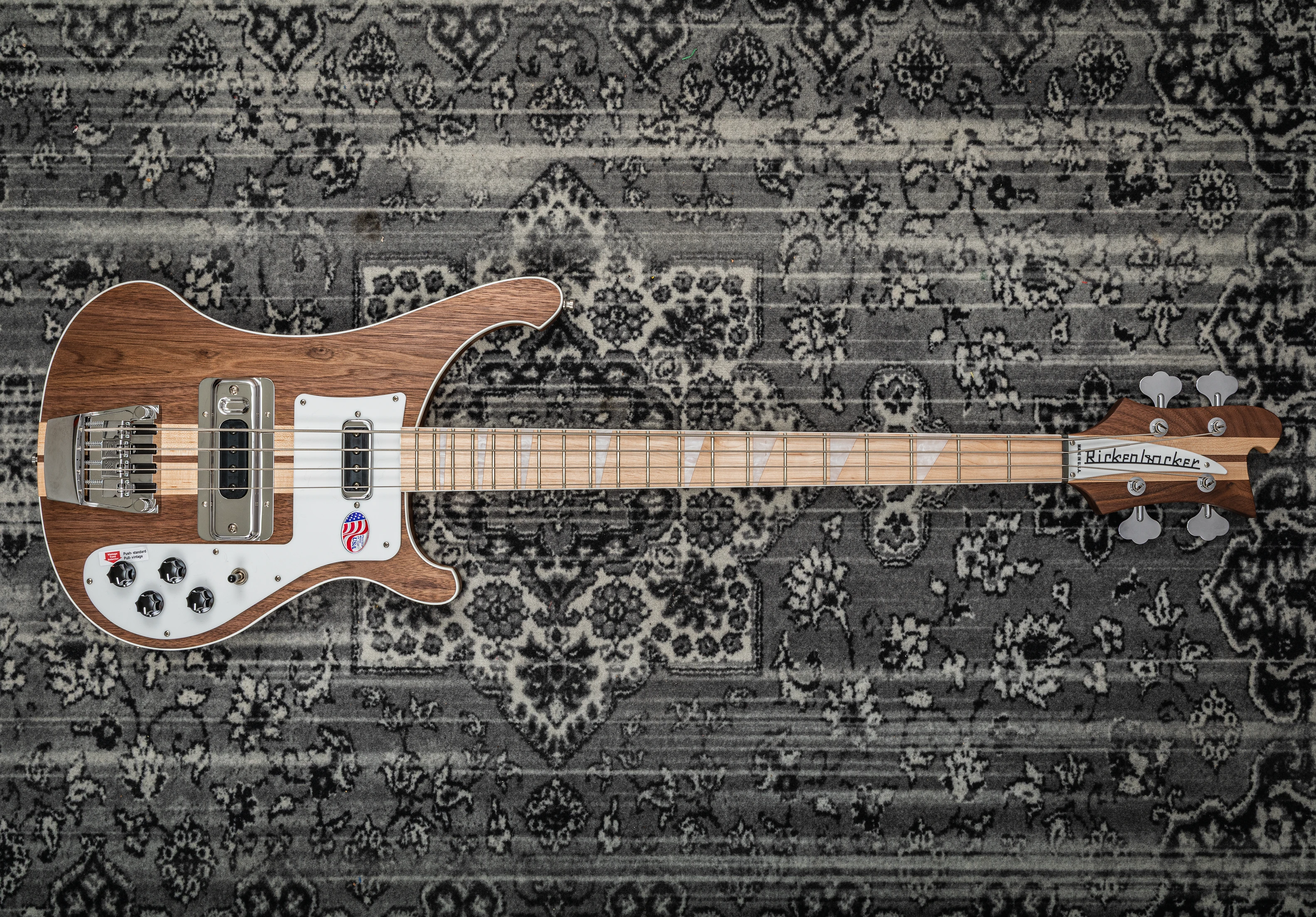 Rickenbacker 4003 Walnut