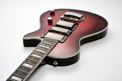 Hagstrom Ultra Max Special sanguine burst