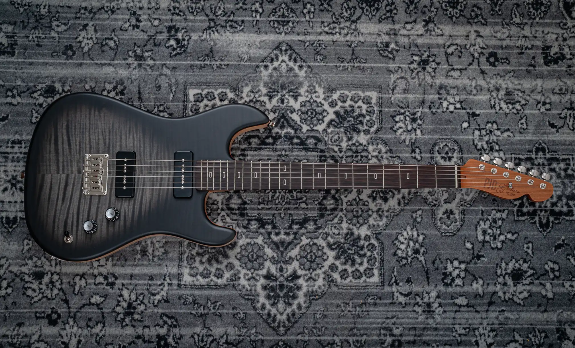 PJD Guitars Woodford Elite P90 charcoal burst B-Stock
