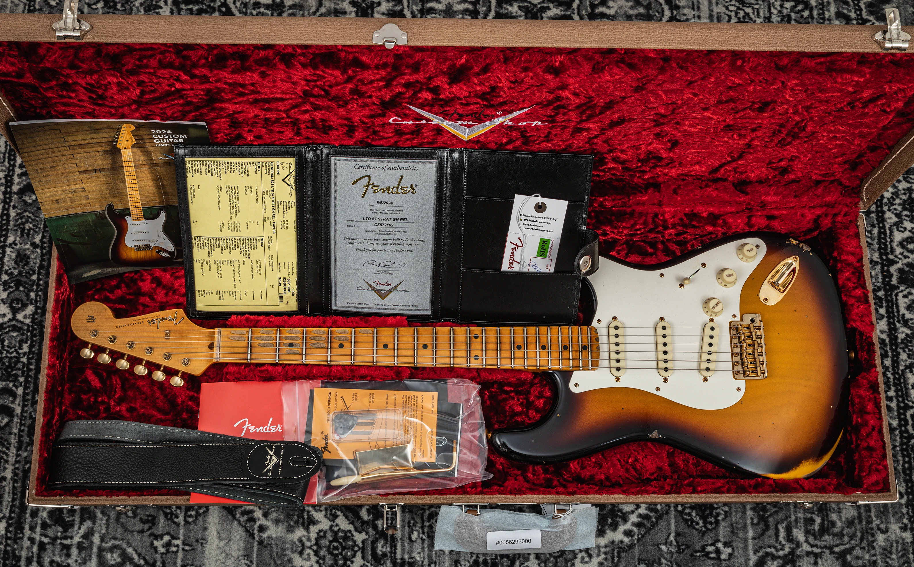 Fender Strat 1957 Limited Edition Relic faded Aged 2-Color SB