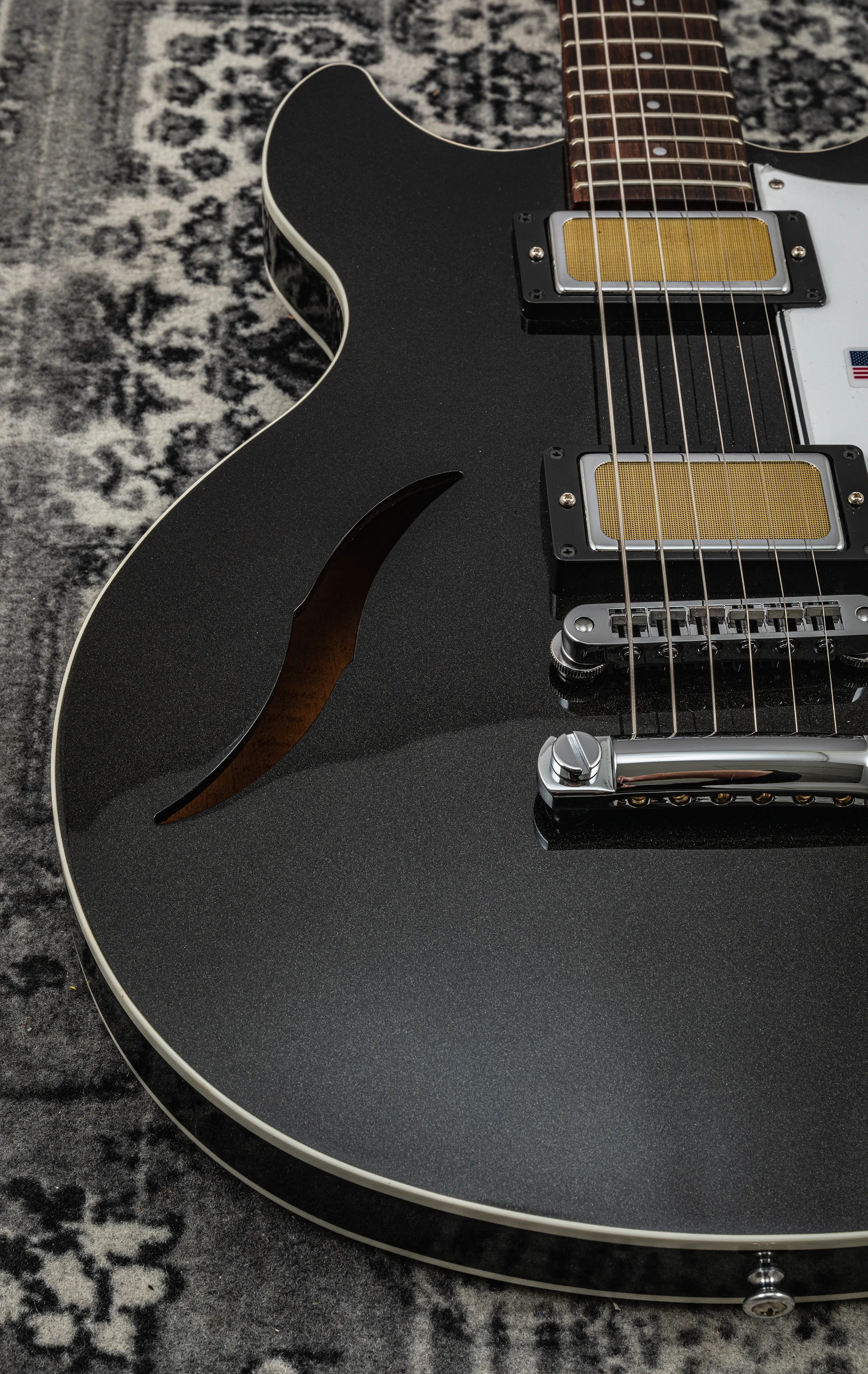 Harmony Guitars Comet space black inkl Mono Bag