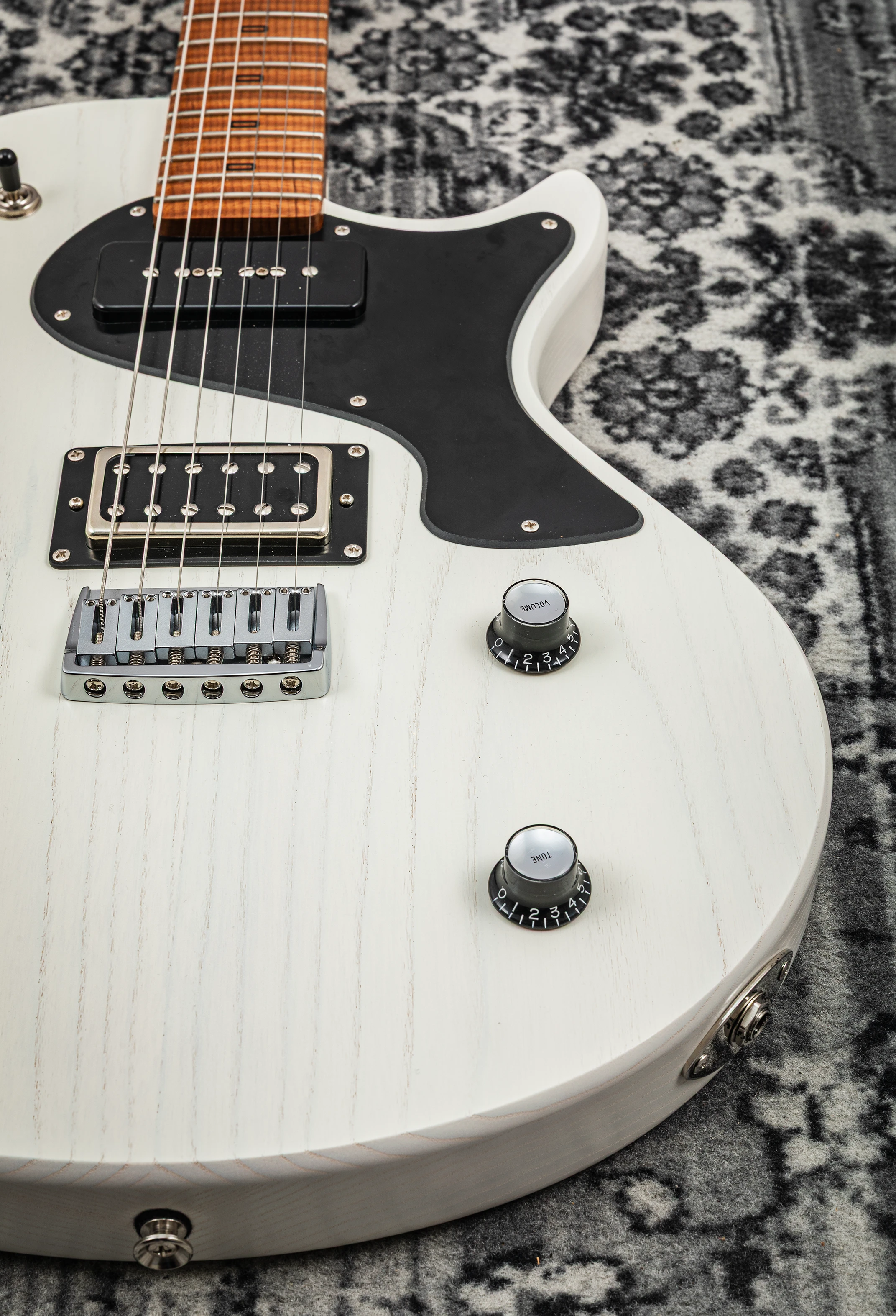 PJD Guitars Carey Classic 15th Anniversary F-Hole cream soda