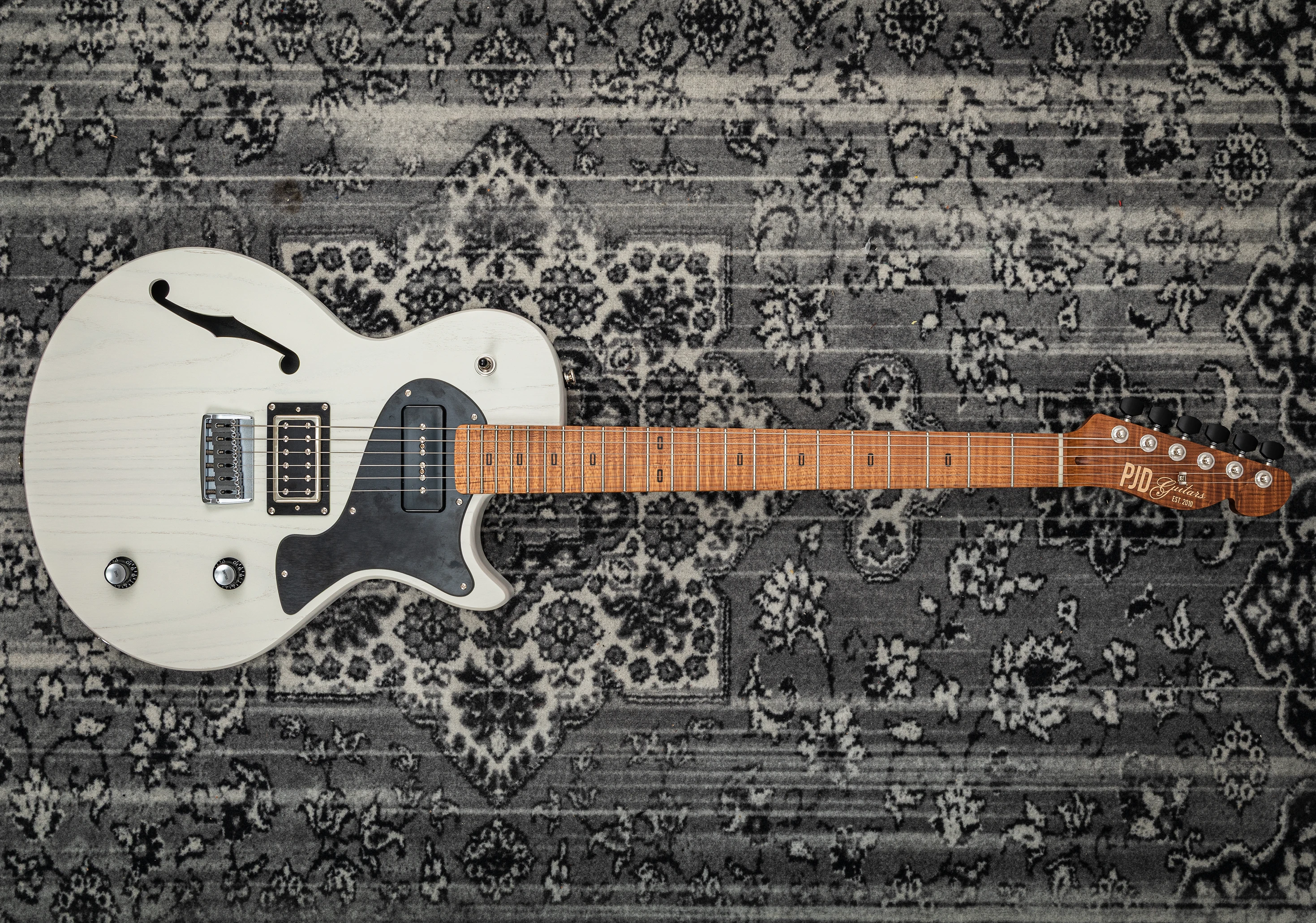 PJD Guitars Carey Classic 15th Anniversary F-Hole cream soda