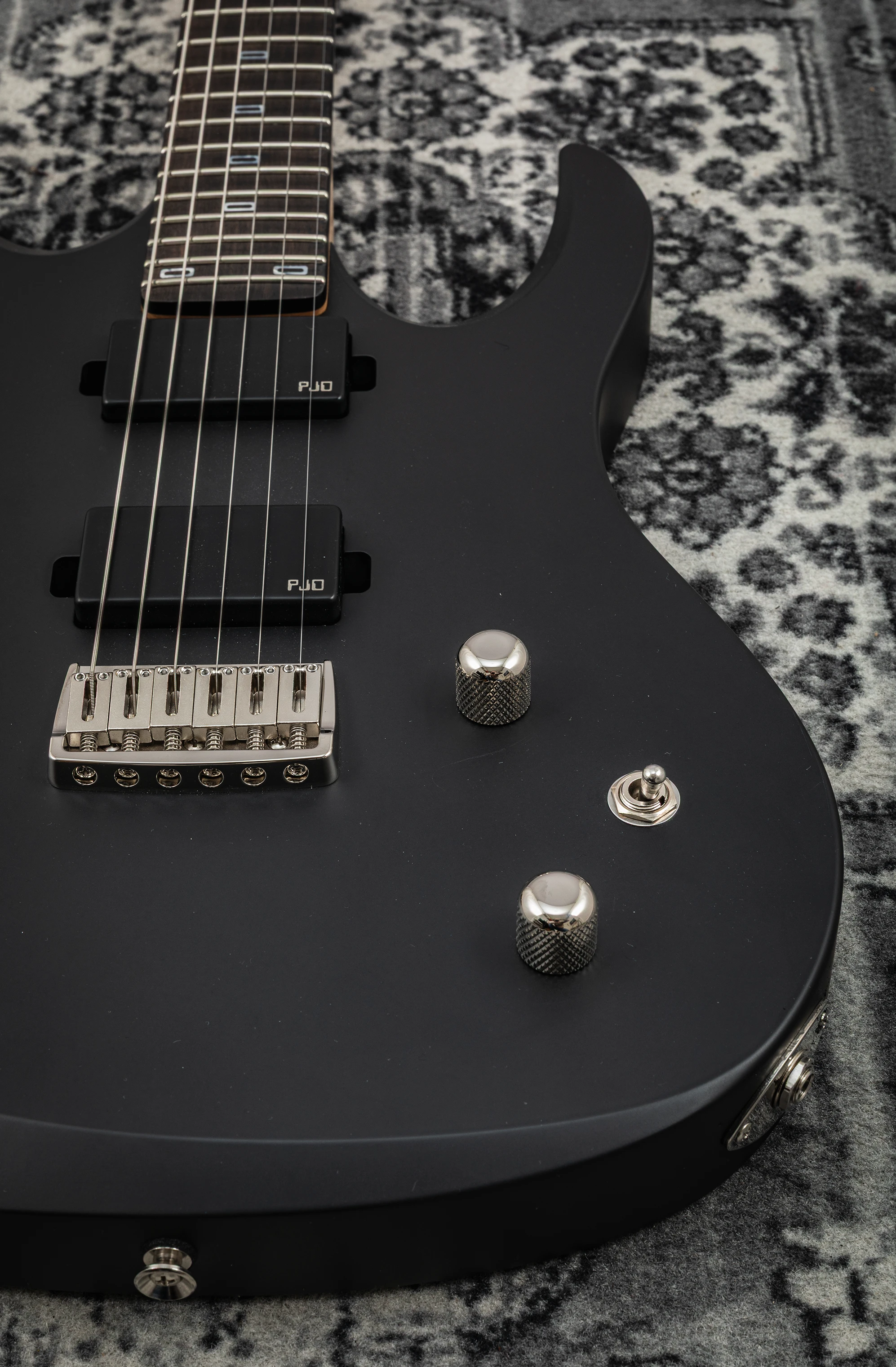 PJD Romulus Standard black