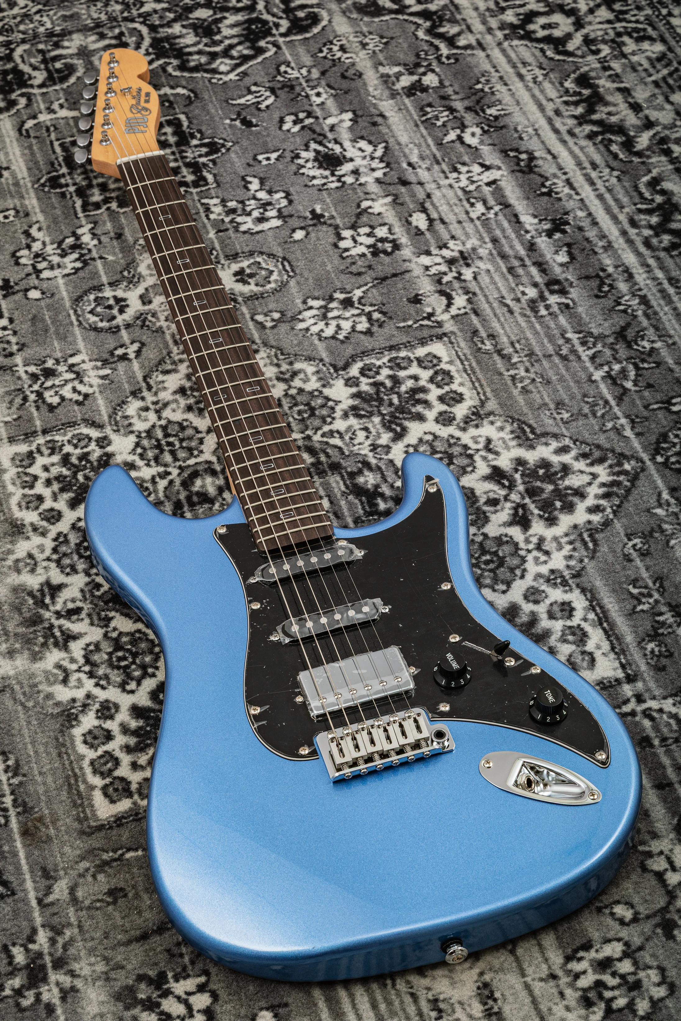 PJD Guitars Origin Woodford HSS Pelham Blue RW