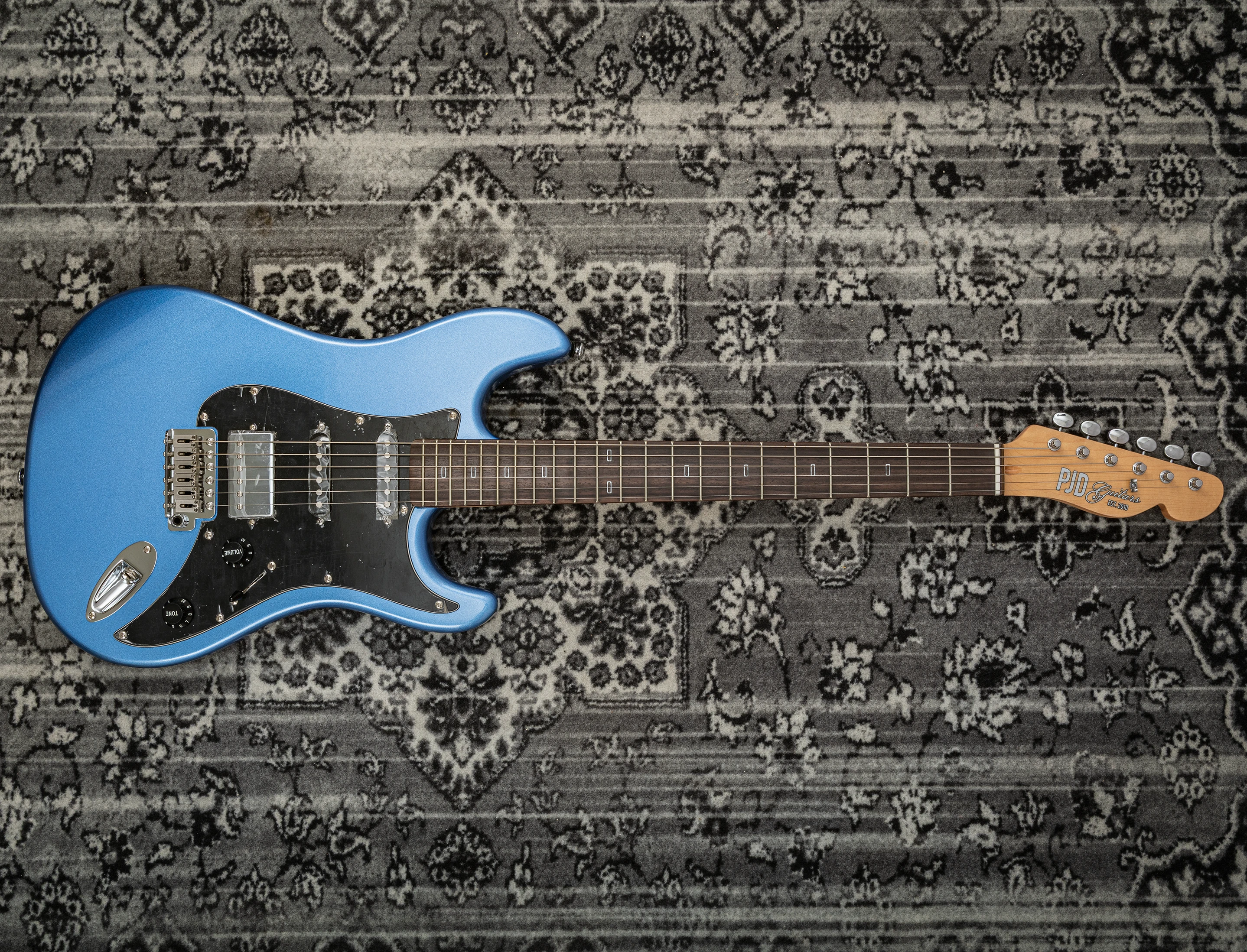 PJD Guitars Origin Woodford HSS Pelham Blue RW