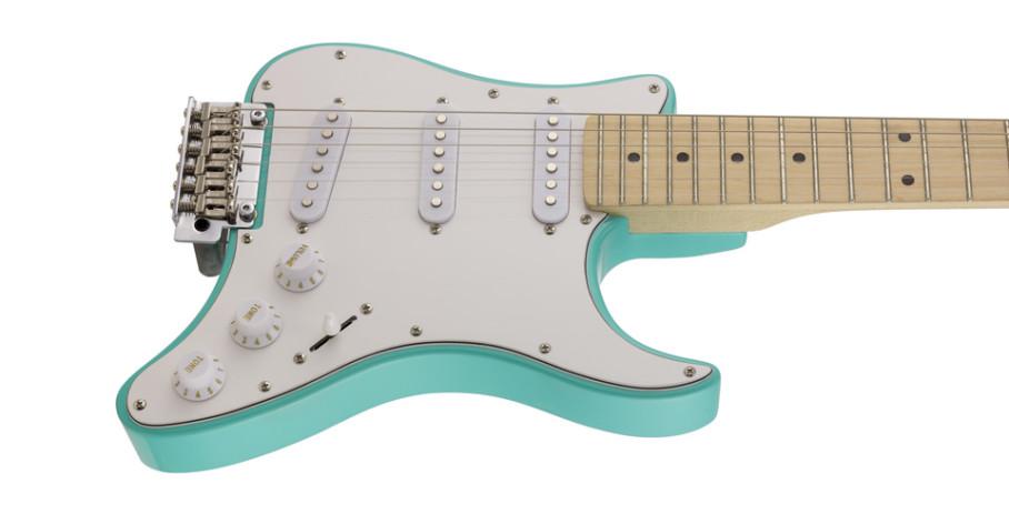 Traveler Travelcaster Deluxe Surf Green with Deluxe GigBag