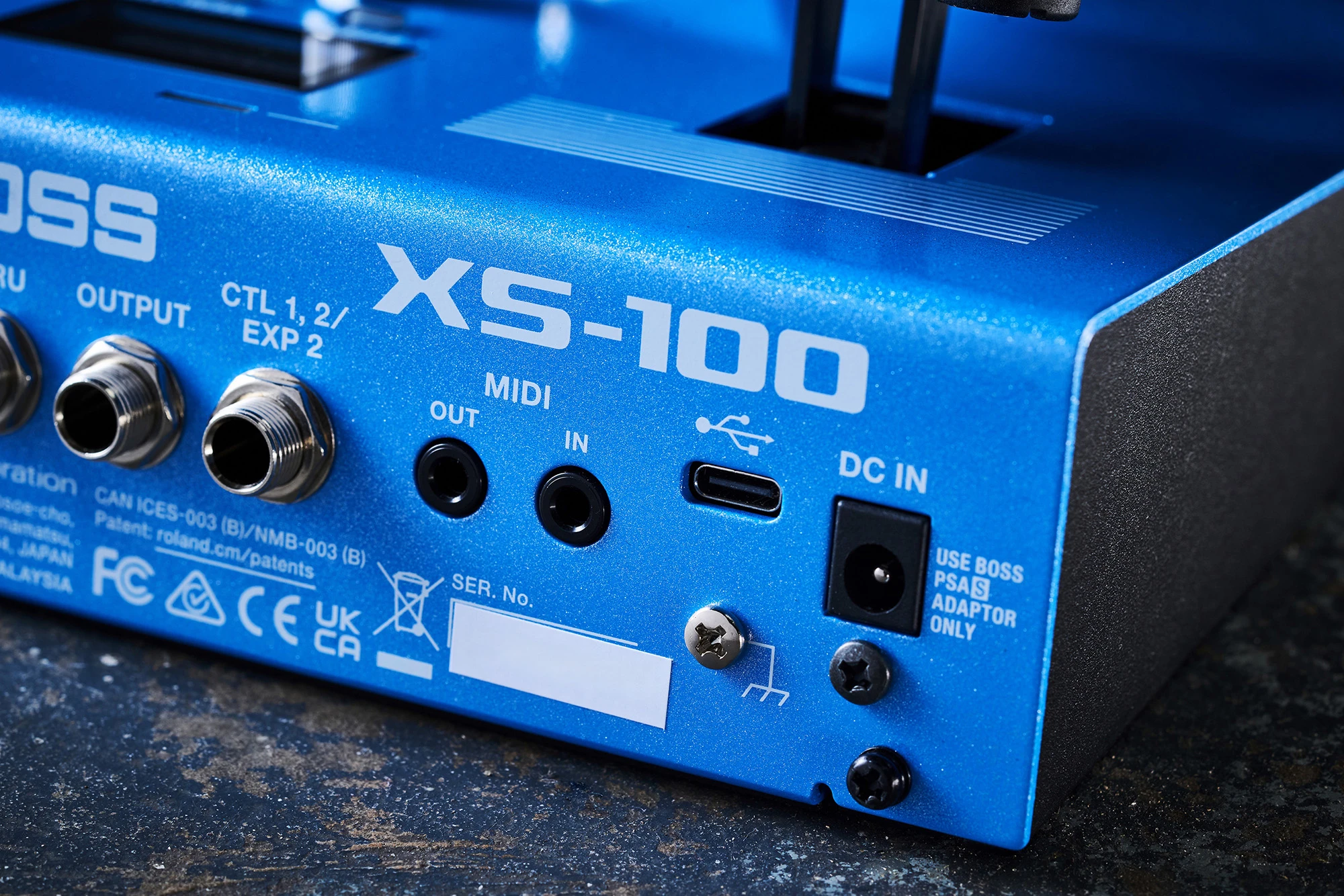 Boss XS-100
