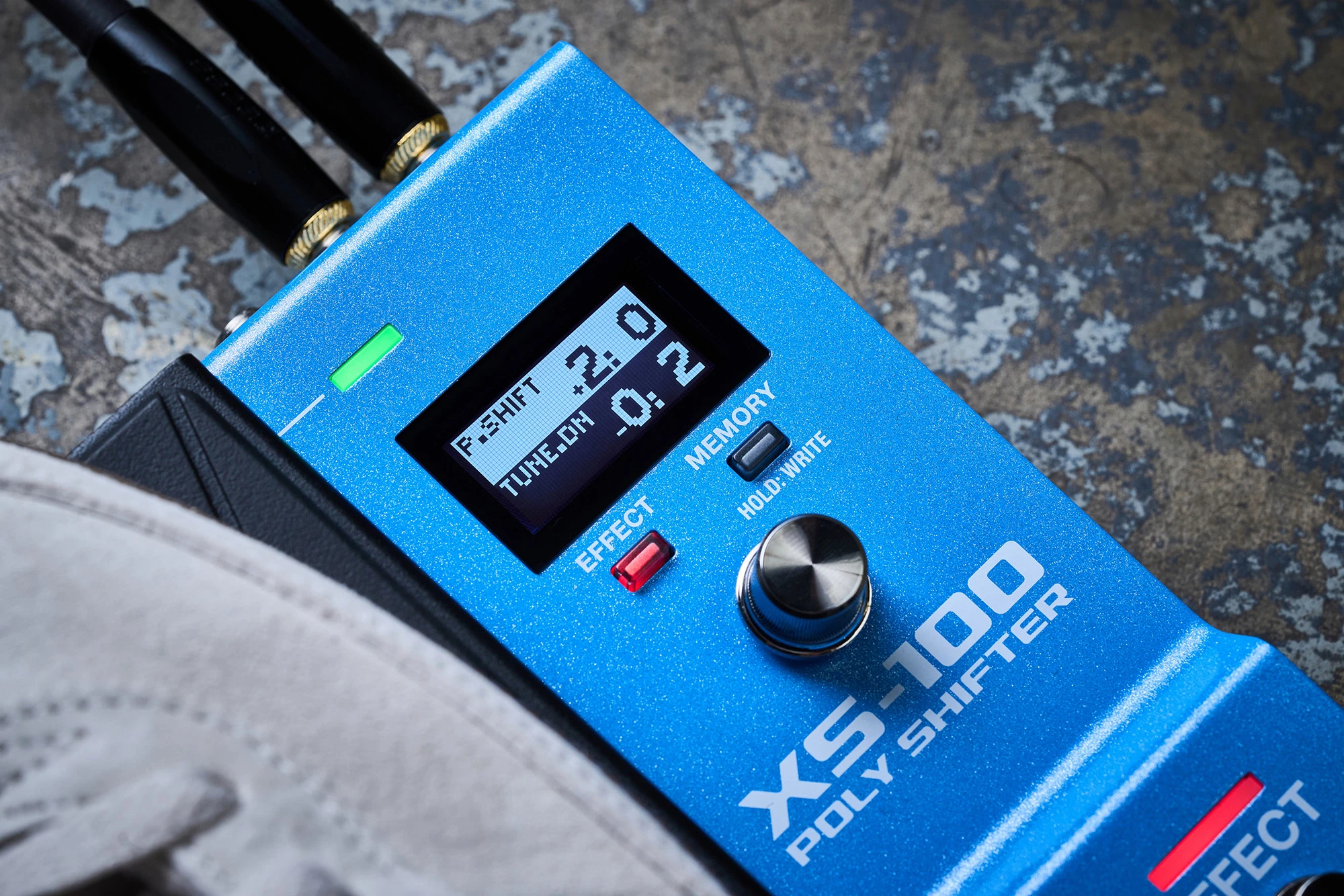 Boss XS-100