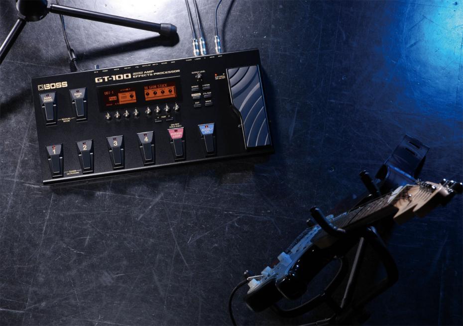Boss GT-100 Multieffekt und Amp-Modeling