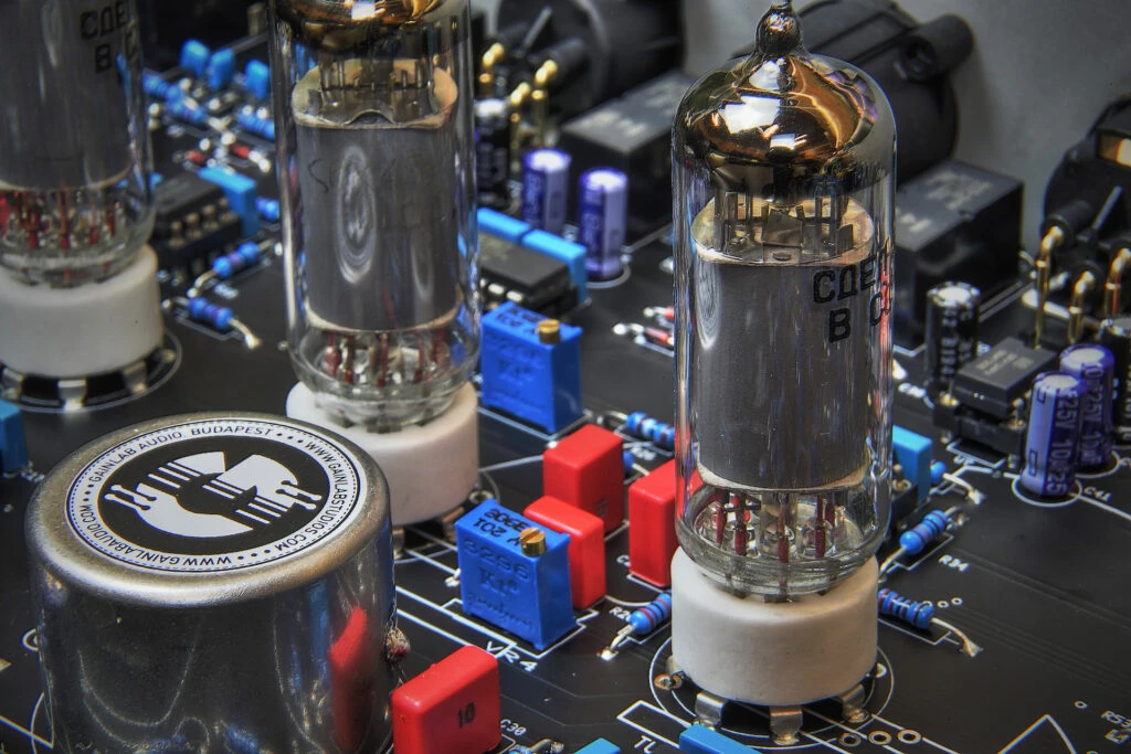 Gainlab Audio Dictator - Stereo Pentode Vari-Mu Compressor