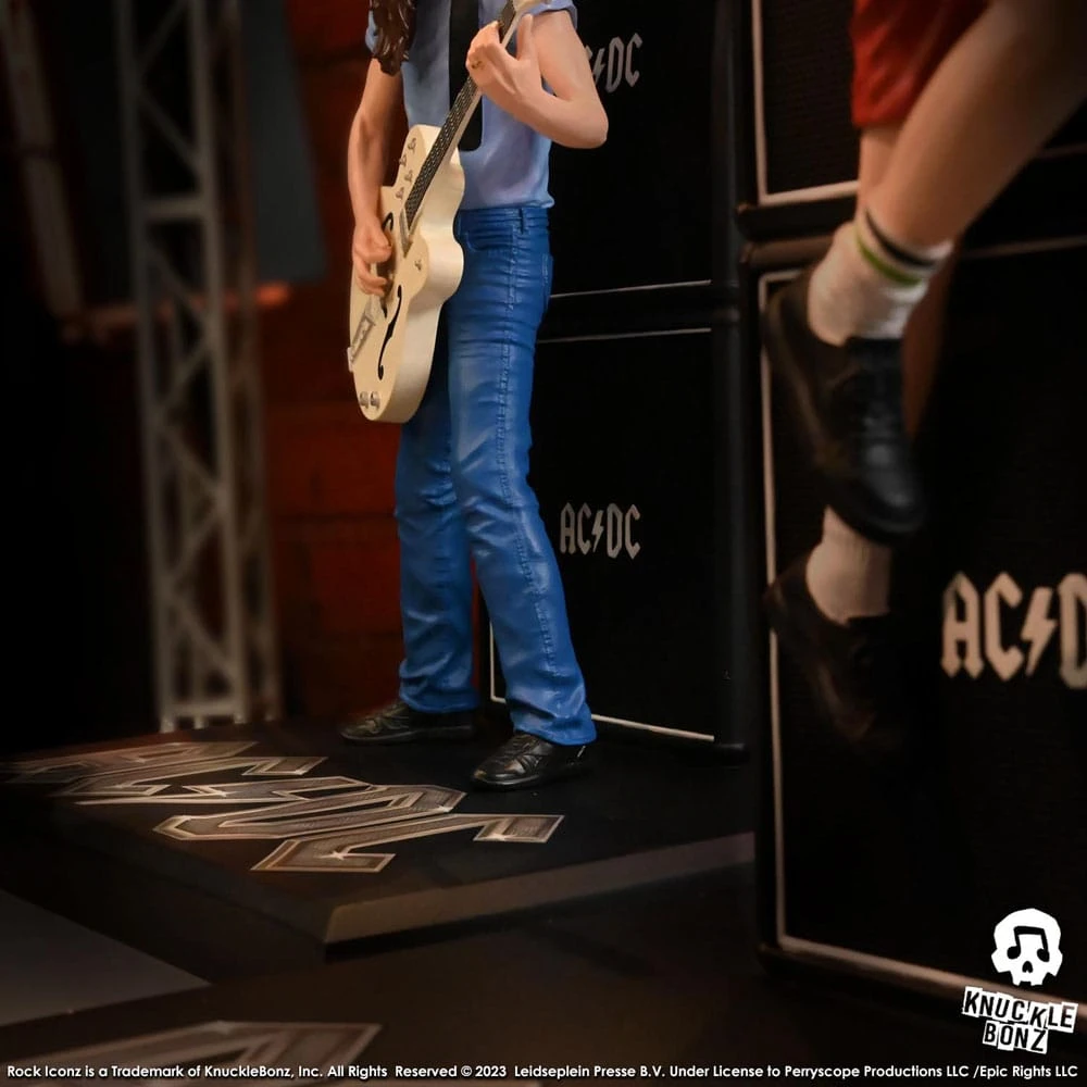 AC/DC Malcolm Young II 25 cm Rock Iconz Statue