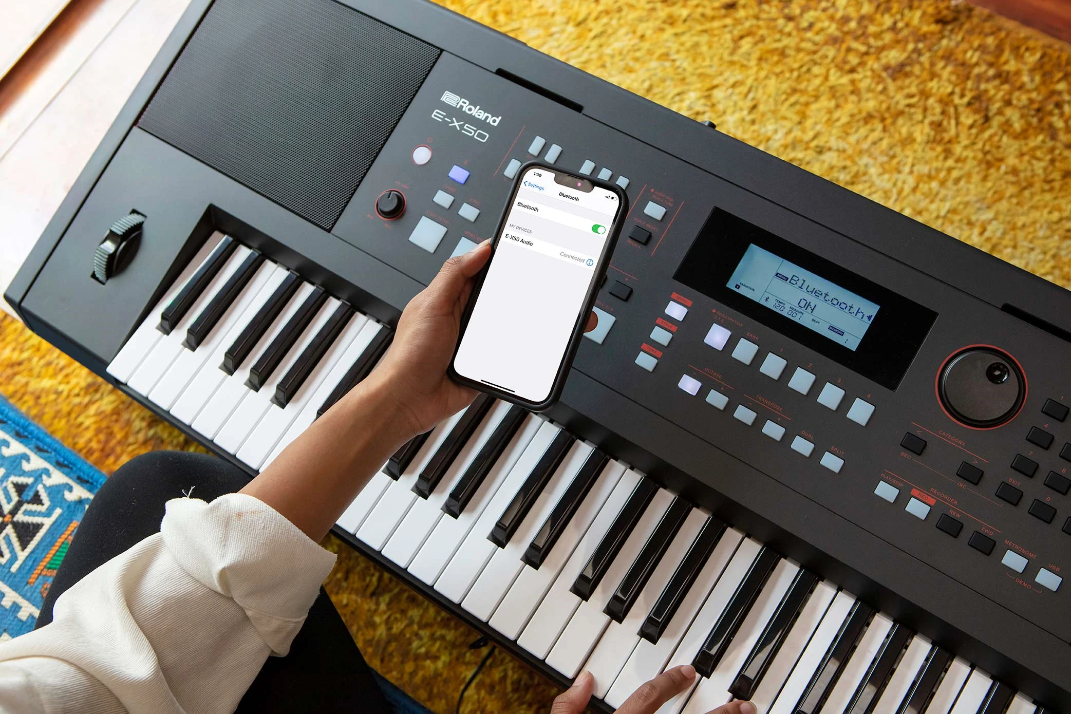 Roland E-X50 Arranger Keyboard
