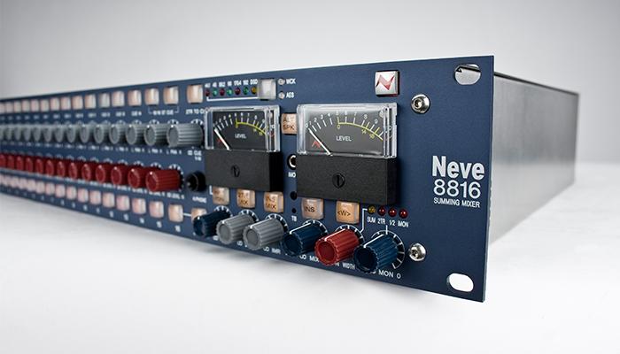 Neve 8816