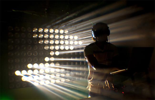ADJ Matrix Beam LED (RESTPOSTEN!)