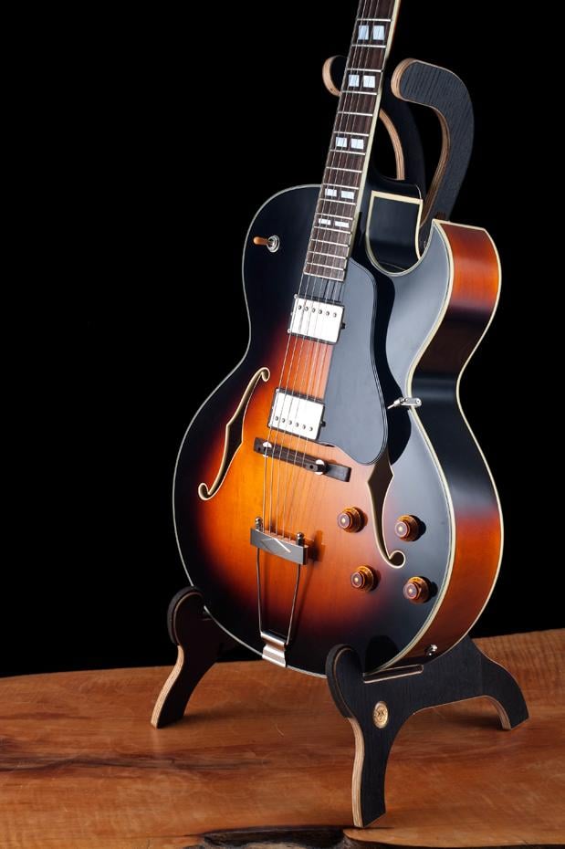 Kajoku Jazzgitarren Ständer EICHE