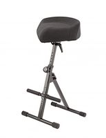 K&M 14044 Stehhilfe Stoffbezug