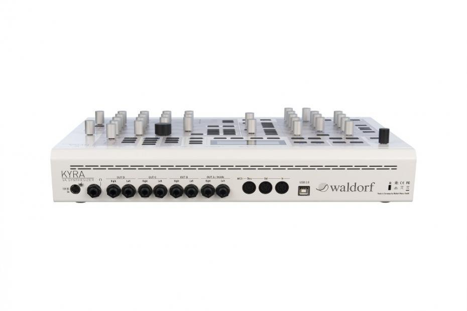 Waldorf Kyra VA-Synth Desktop Aussteller