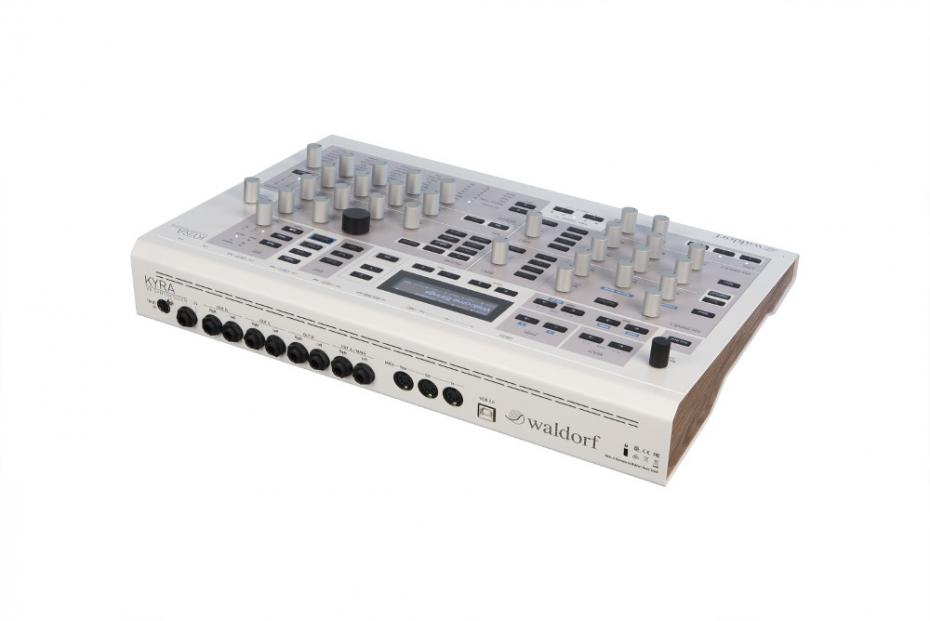 Waldorf Kyra VA-Synth Desktop Aussteller