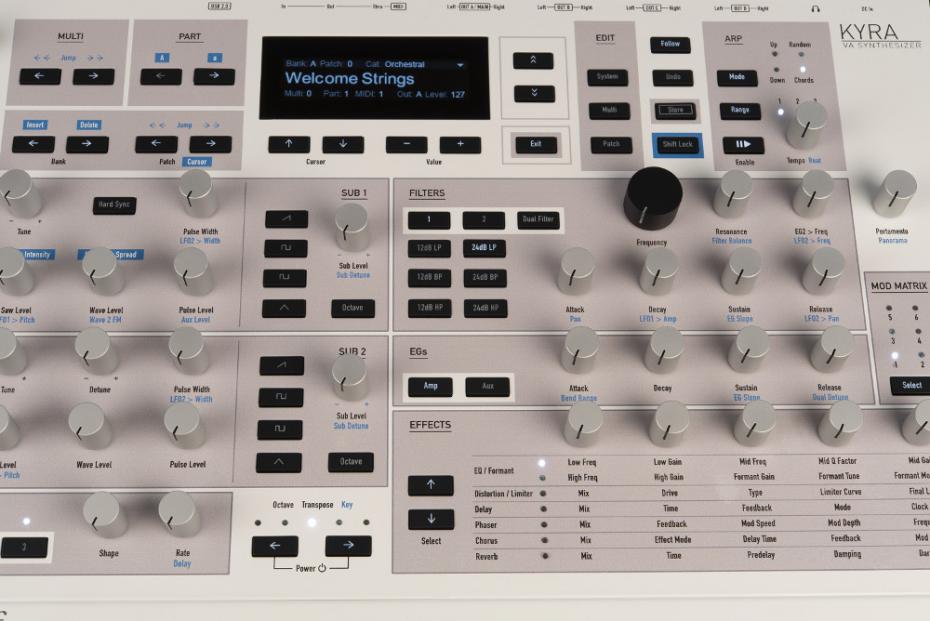 Waldorf Kyra VA-Synth Desktop Aussteller