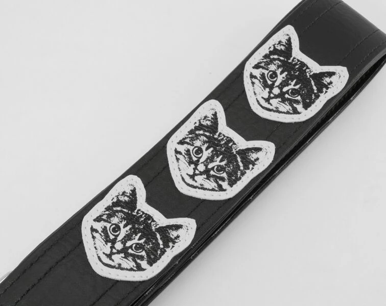 Gurt Couch A030 Black with white cats